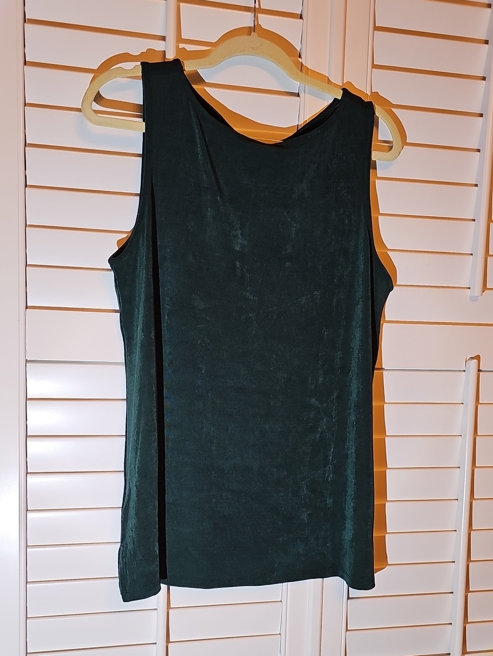 Women's Sleeveless Shift Dress in Deep Green